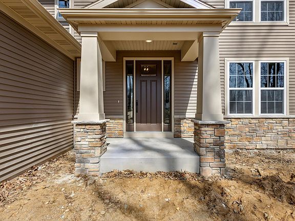 4th image of 10387 Country Club Dr