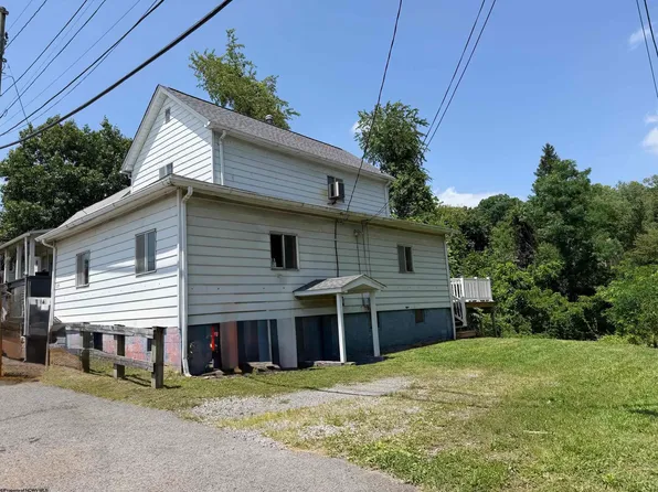 1359 Richwood Ave, Morgantown, WV 26505