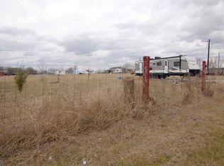 150 Callaway Ct, Lockhart, TX 78644