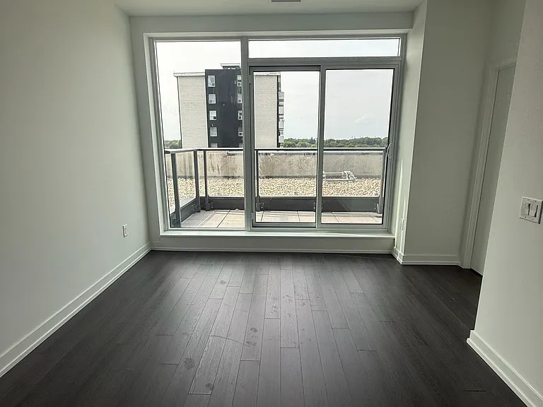4010 Eglinton Ave W #713 — Photo 4