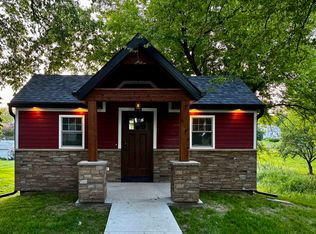 809 8th St, Wisner, NE 68791