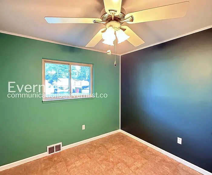 38424 Chartier St — Photo 14