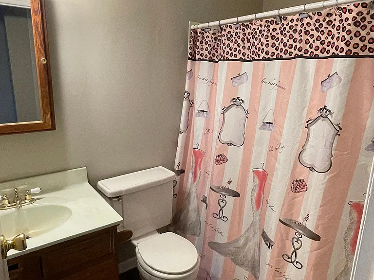 1729 Windemere Dr — Photo 9