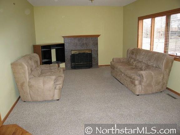 3rd image of 1500 Wintergreen Court