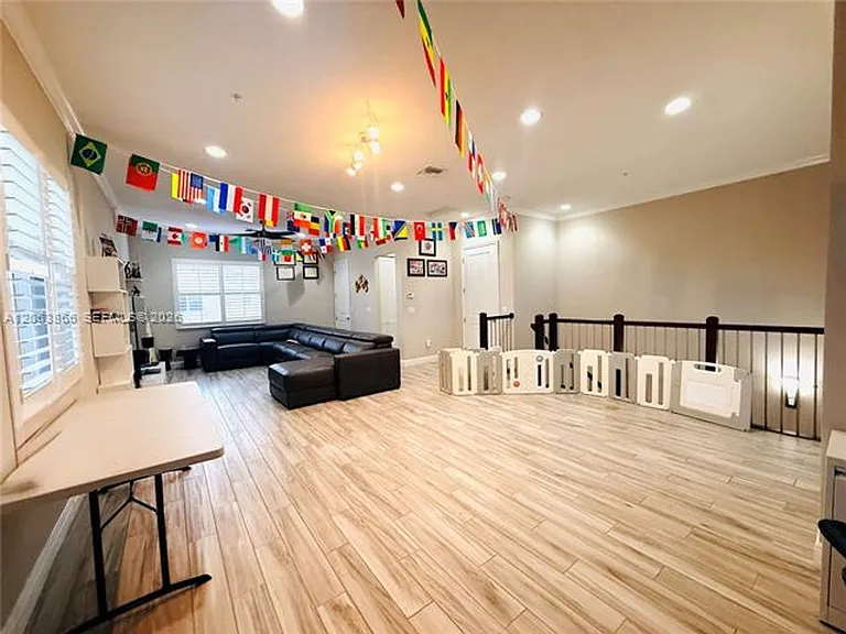 12403 NW 18th Ct #Townhouse 12403 — Photo 29
