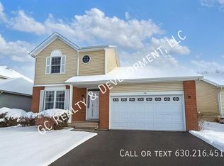 885 Chelsea Ct, Aurora, IL 60504