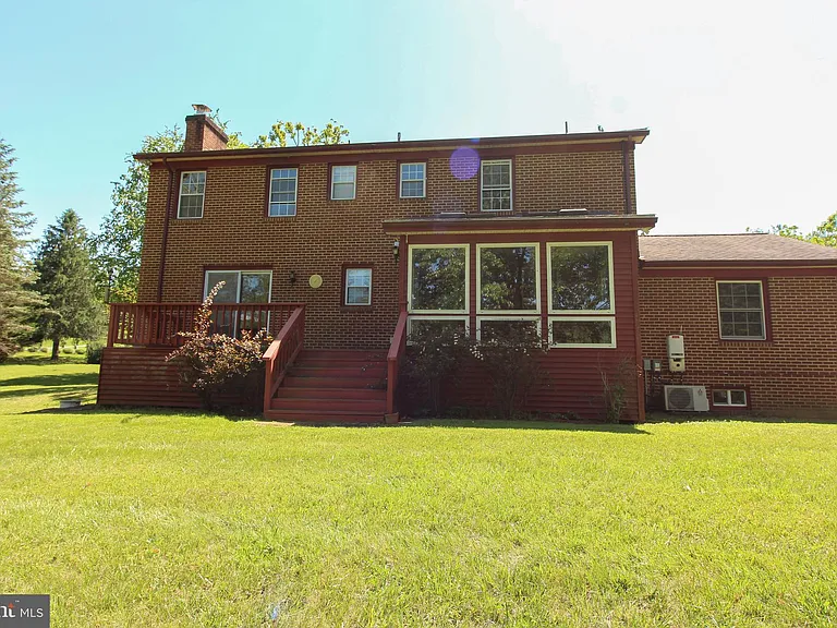 11 Hickory Ln — Photo 67