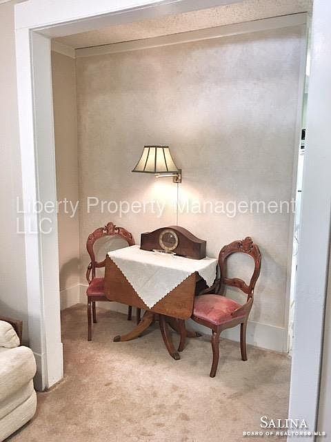 1st image of 337 N 10th St