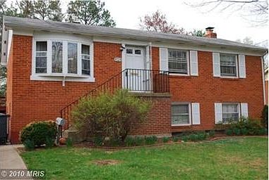 1st image of 9725 King George Dr