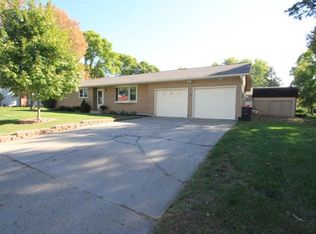 253 Cannon View Dr, Red Wing, MN 55066