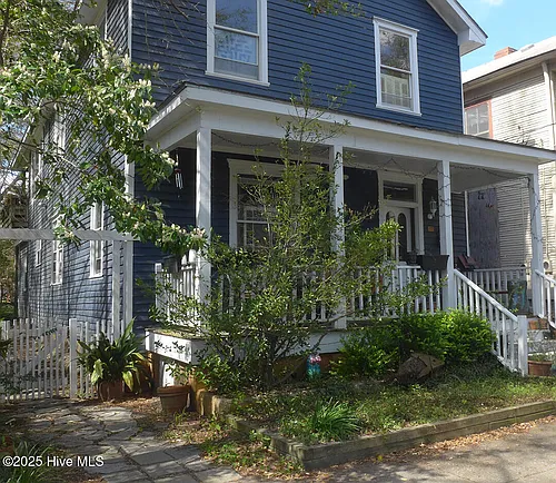 717 N 5th Ave Photo 1