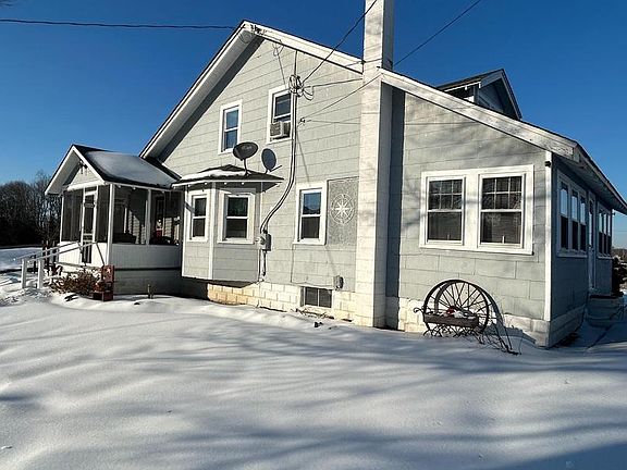 2nd image of 390 Jones Island Rd