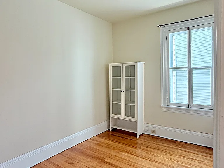 14 Galt St #2 — Photo 11