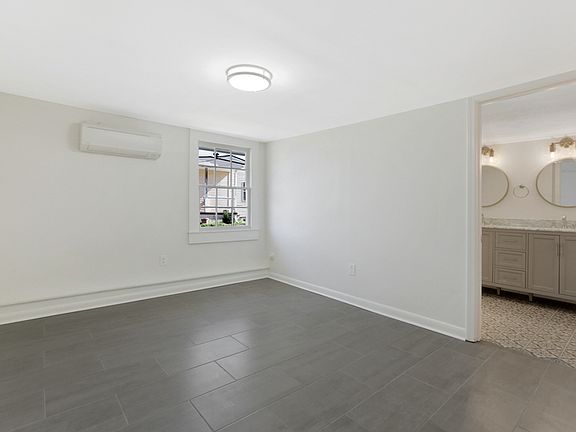 4th image of 3700 S Liberty St #2B