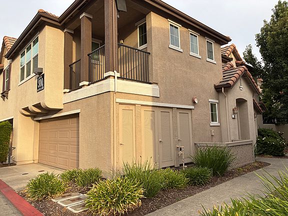 4th image of 301 Matisse Ln