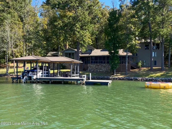 837 Pine Needle Rd, Equality, AL 36026