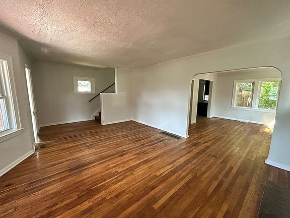 2nd image of 13629 Cranwood Park Blvd