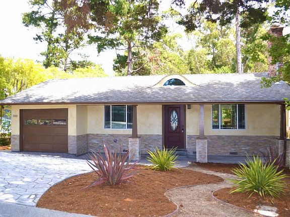 2nd image of 320 Los Altos Dr