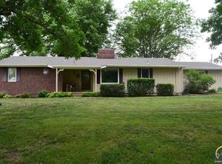 1671 NE 35th St, Topeka, KS 66617