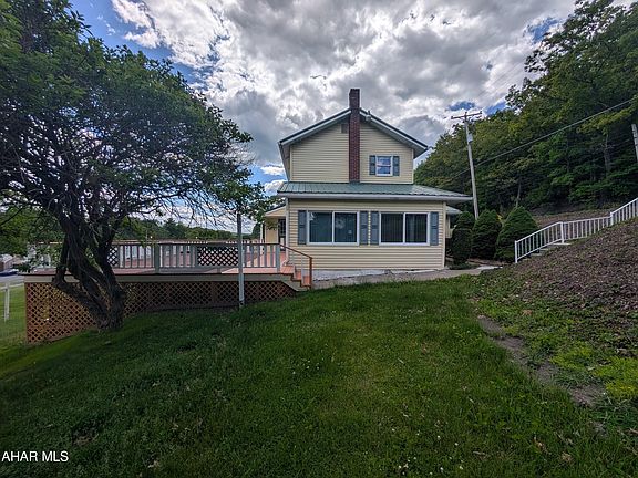 3rd image of 1129 Skyline Dr