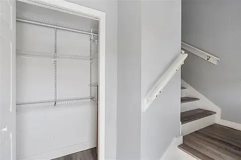 414 Enclave Pl #414 — Photo 2
