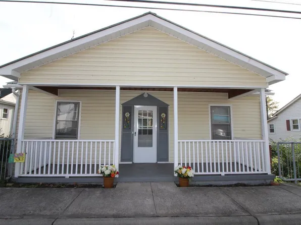 168 W Main St, Fries, VA 24330