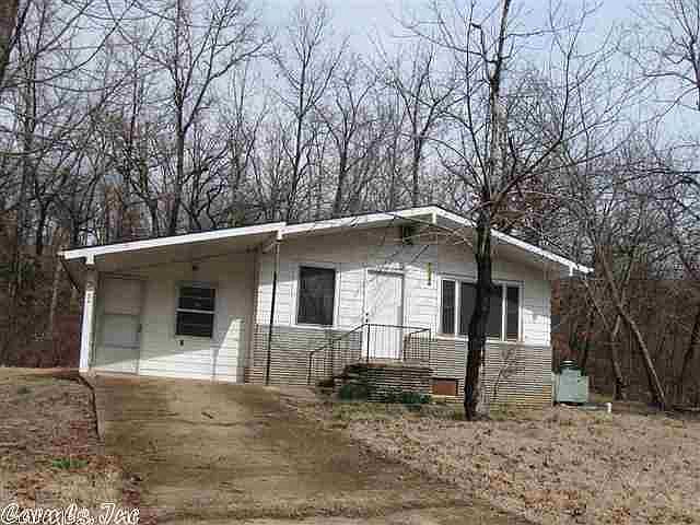 1st image of 21 Algonquin Cir