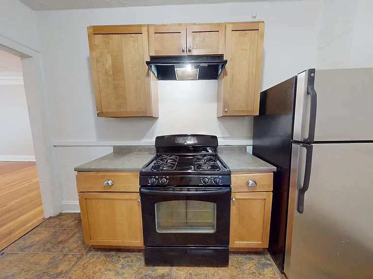 2729 Euclid Heights Blvd — Photo 8
