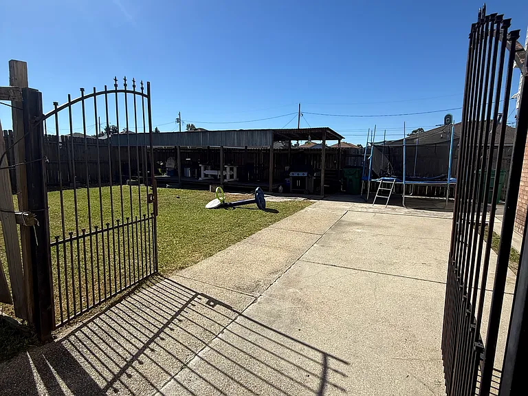 2816 Destrehan Ave — Photo 5