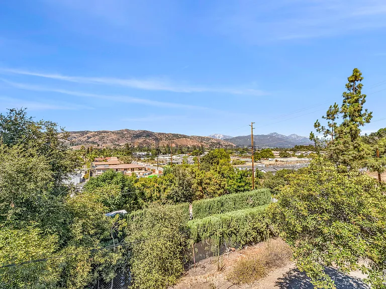 707 N Cataract Ave — Photo 52