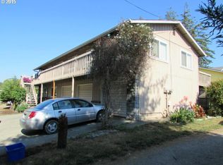 540 Fern Ave, Brookings, OR 97415