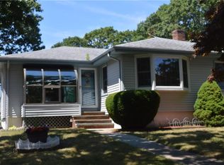 91 East Ave, Westerly, RI 02891