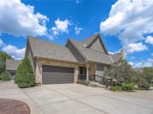 14730 Meadow Ln, Leawood, KS 66224