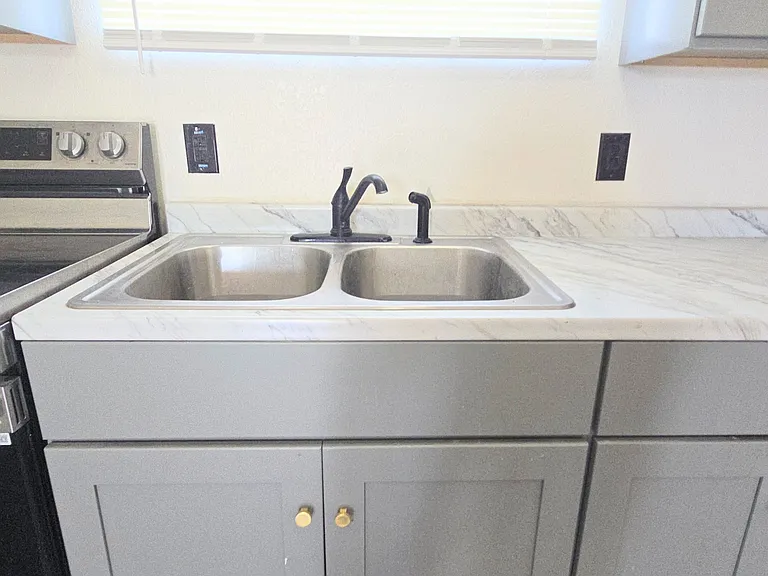 2231 E Taylor St #2 — Photo 6