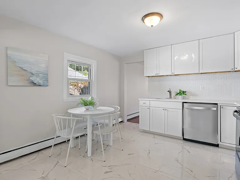 400 Schooner Ave — Photo 6