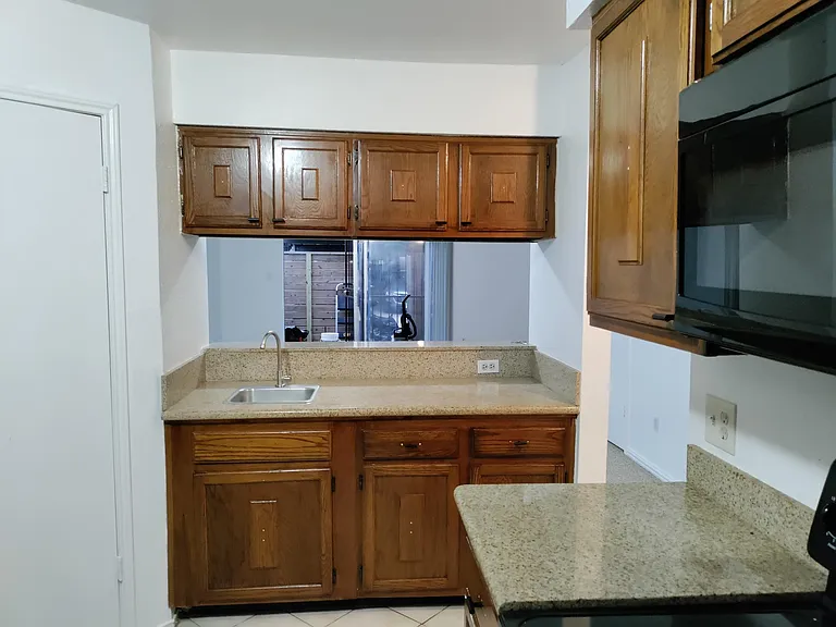10600 S Gessner Dr #24 — Photo 11