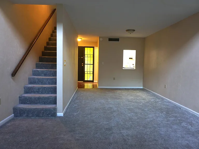 705 SW 75th St #202 — Photo 4