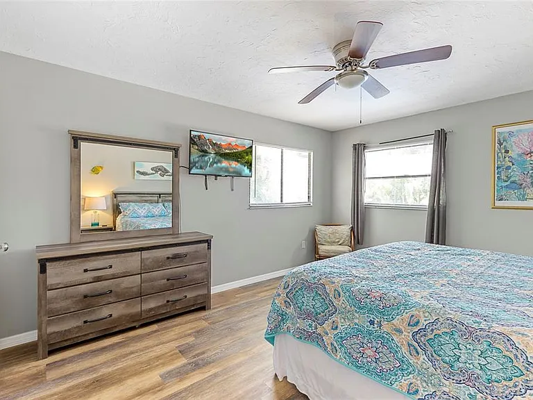 309 Shore T Rd — Photo 21