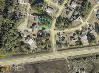 41 Dolphin Dr, Saint Marys, GA 31558