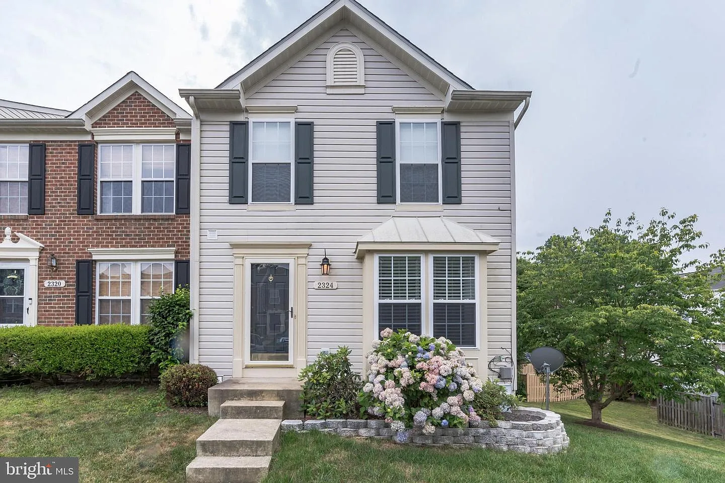2324 Cardinal Way photo 1