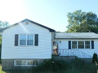 162 American Blvd, Brentwood, NY 11717