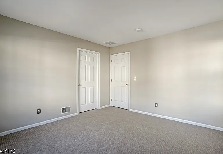 1039 Shadowlawn Dr — Photo 23