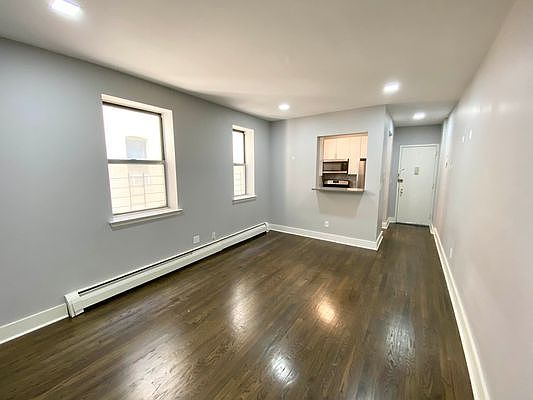 5th image of 222 W 140th St #4A