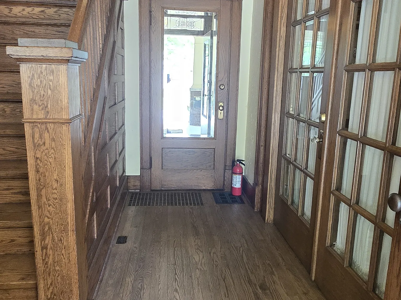 1 bed, 950 sqft, $1,150 — Photo 2