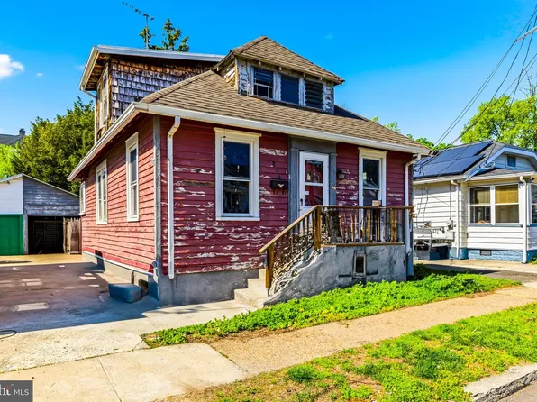 826 Bergen St, Gloucester City, NJ 08030