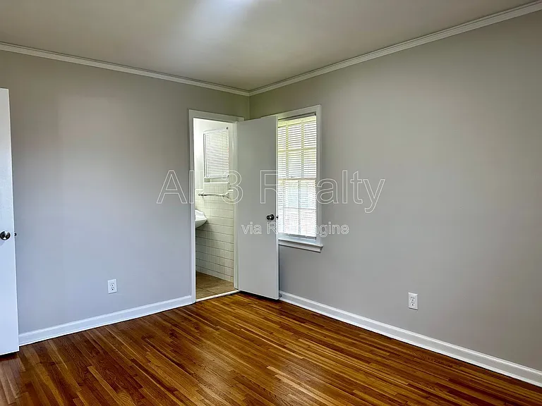 712 Sir Michael Dr — Photo 27