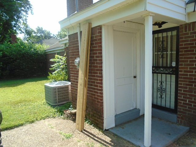 1st image of 4616 Dunn Ave