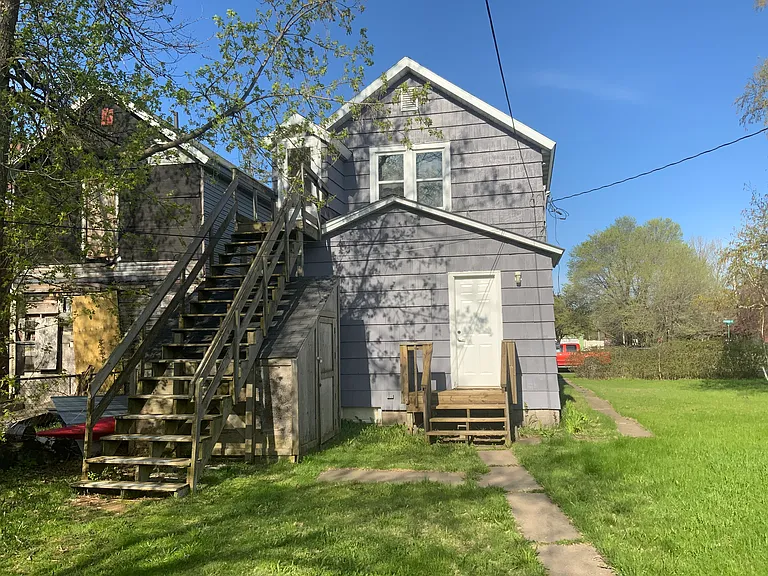 1 bed, 1.0 bath, 700 sqft, $1,100 — Photo 18