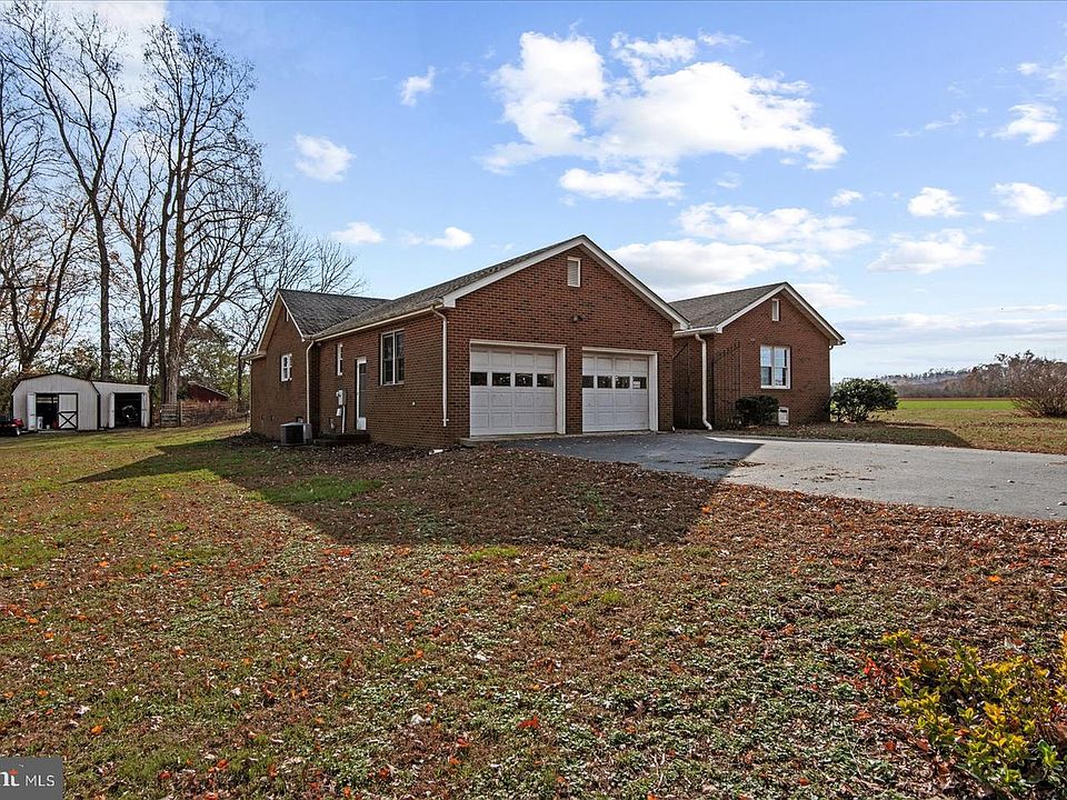 1st image of 1606 Prospect Hill Rd