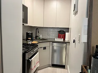 Rented by Five Town Global Realty